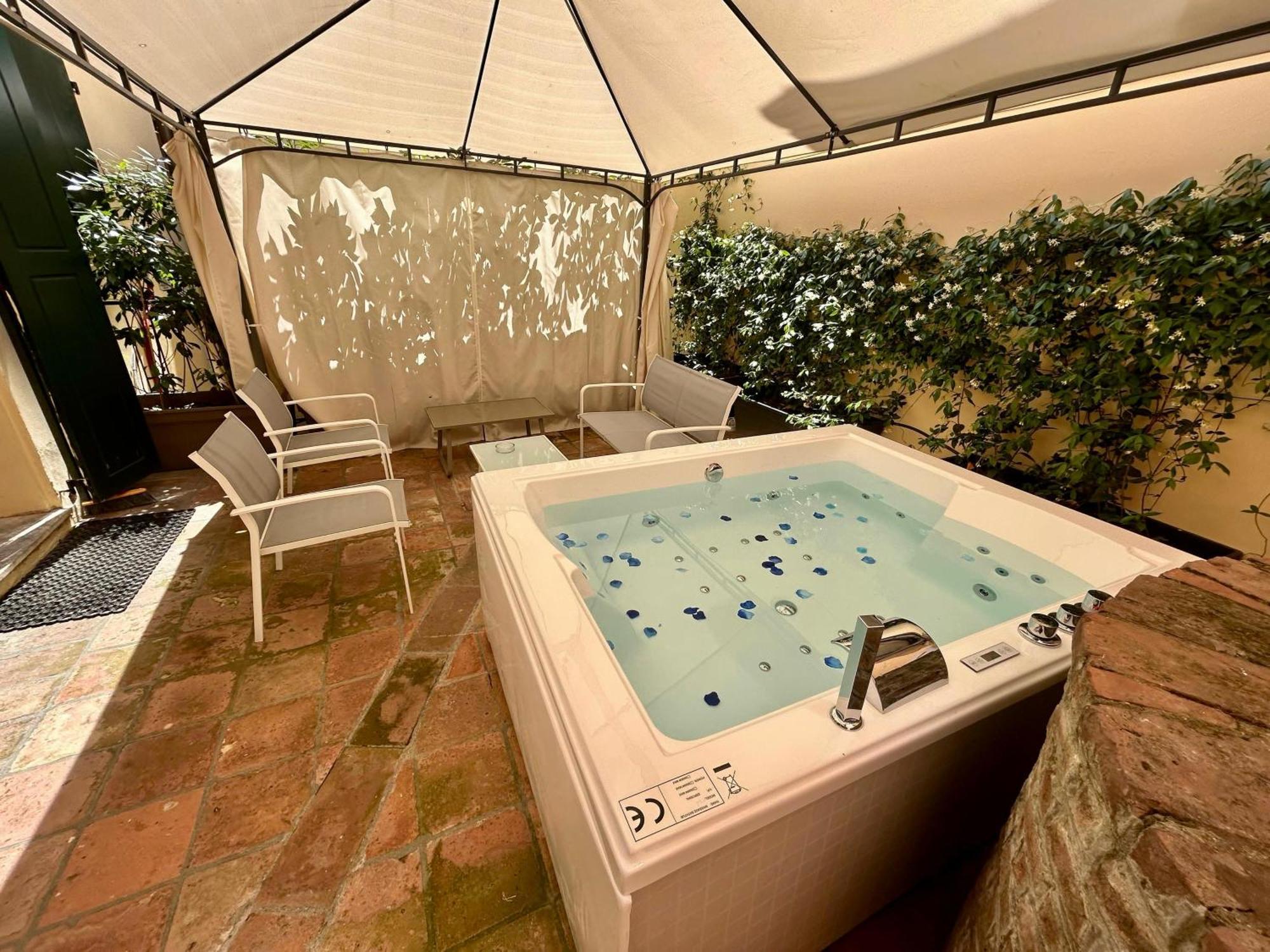 Frassinago Deluxe Suites-Bolognarooms Exterior photo